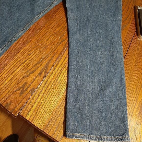 EUC Men's 40x30 Saddlebred Classic Fit Blue Jeans Denim - Picture 8 of 9